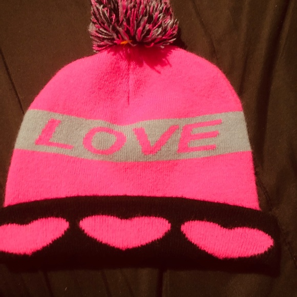 Pink color with black beanie with L-O_V-E - Picture 5 of 6